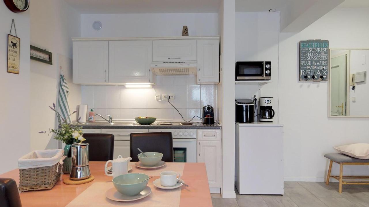 Mirta Deluxe Superior 5 Star Apartment, Your Piece Of Heaven By The Sea & Park, With Sea & Park View Novigrad  Екстер'єр фото