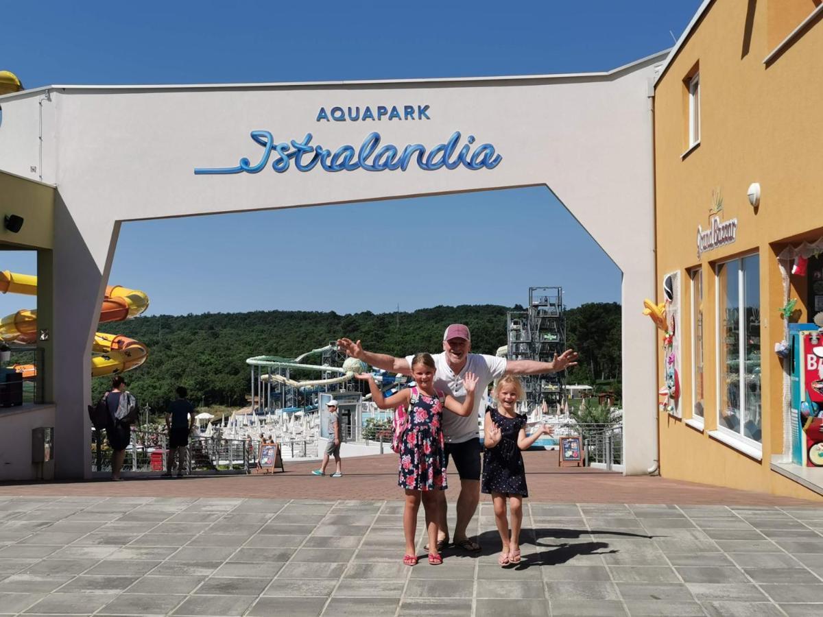 Mirta Deluxe Superior 5 Star Apartment, Your Piece Of Heaven By The Sea & Park, With Sea & Park View Novigrad  Екстер'єр фото